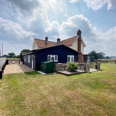 Near Woodbridge The Annexe Eyke Fantastic Views With Dog Secure Garden And Paddock Villa Exterior foto