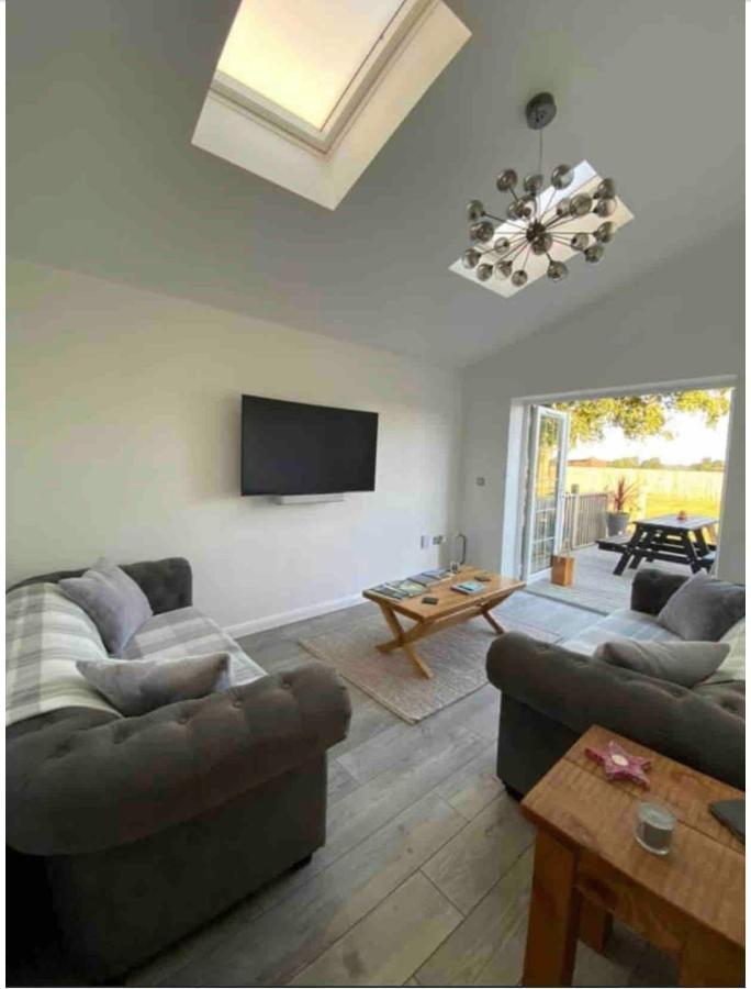 Near Woodbridge The Annexe Eyke Fantastic Views With Dog Secure Garden And Paddock Villa Exterior foto