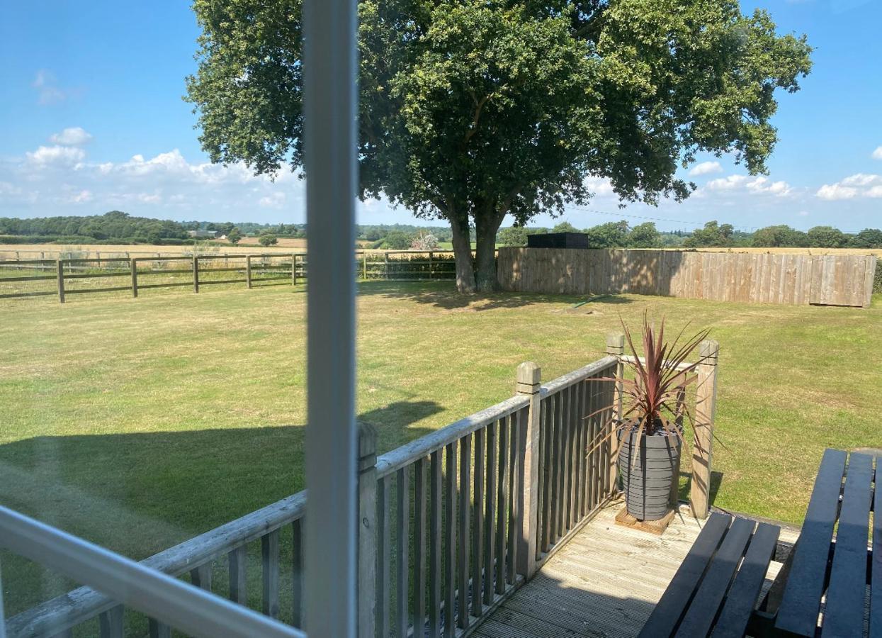 Near Woodbridge The Annexe Eyke Fantastic Views With Dog Secure Garden And Paddock Villa Exterior foto